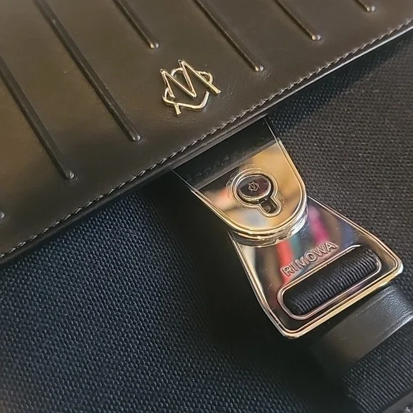 Rimowa Never Still crossbody bag - Picture 4 of 11